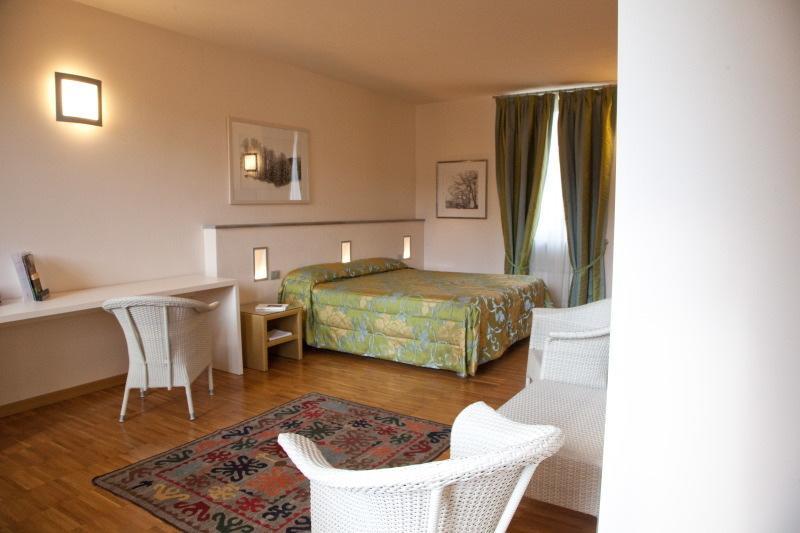 Locanda Dell'Arte Solonghello Екстер'єр фото